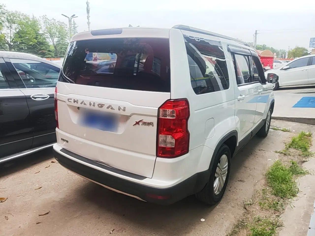 CHANGAN OSHAN X70A 2018 1.5L Manual Comfort Model — миниатюра 6