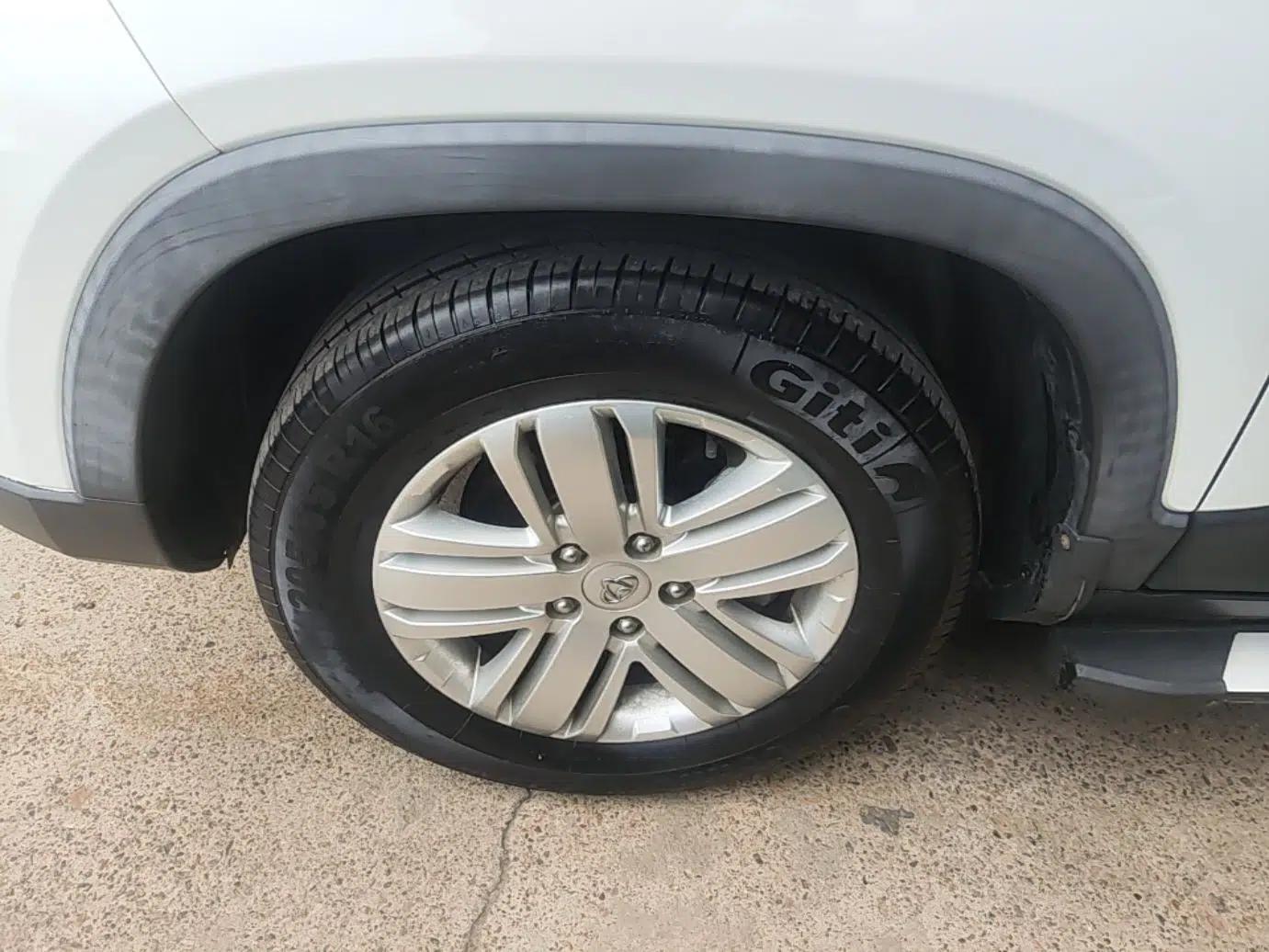 CHANGAN OSHAN X70A 2018 1.5L Manual Comfort Model — миниатюра 10