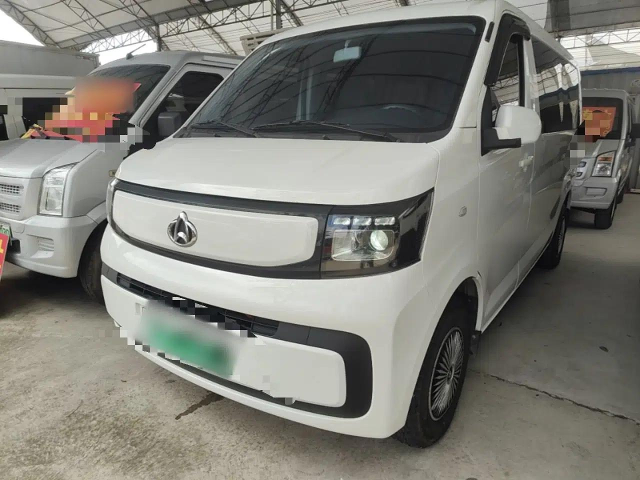 CHANGAN KAICHENG Ruixing EM60 2025 Passenger Version Comfort Model 7 Seats 300 km Range Liftback Door — миниатюра 1