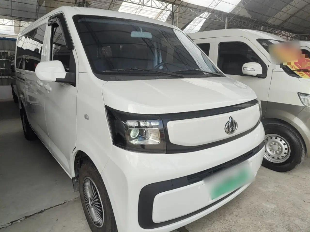 CHANGAN KAICHENG Ruixing EM60 2025 Passenger Version Comfort Model 7 Seats 300 km Range Liftback Door — миниатюра 3