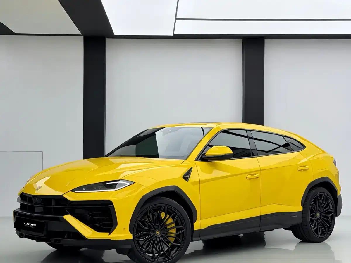 2025 Urus SE 4.0T Standard Edition — миниатюра 1