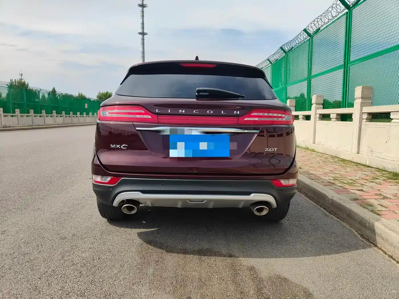 Lincoln MKC 2019 2.0T Two-Wheel Drive Premium Edition (China V Emission Standard) — миниатюра 4