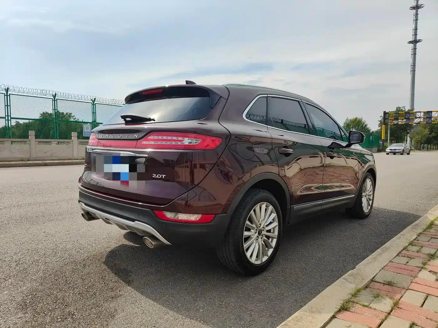 Lincoln MKC 2019 2.0T Two-Wheel Drive Premium Edition (China V Emission Standard) — миниатюра 6