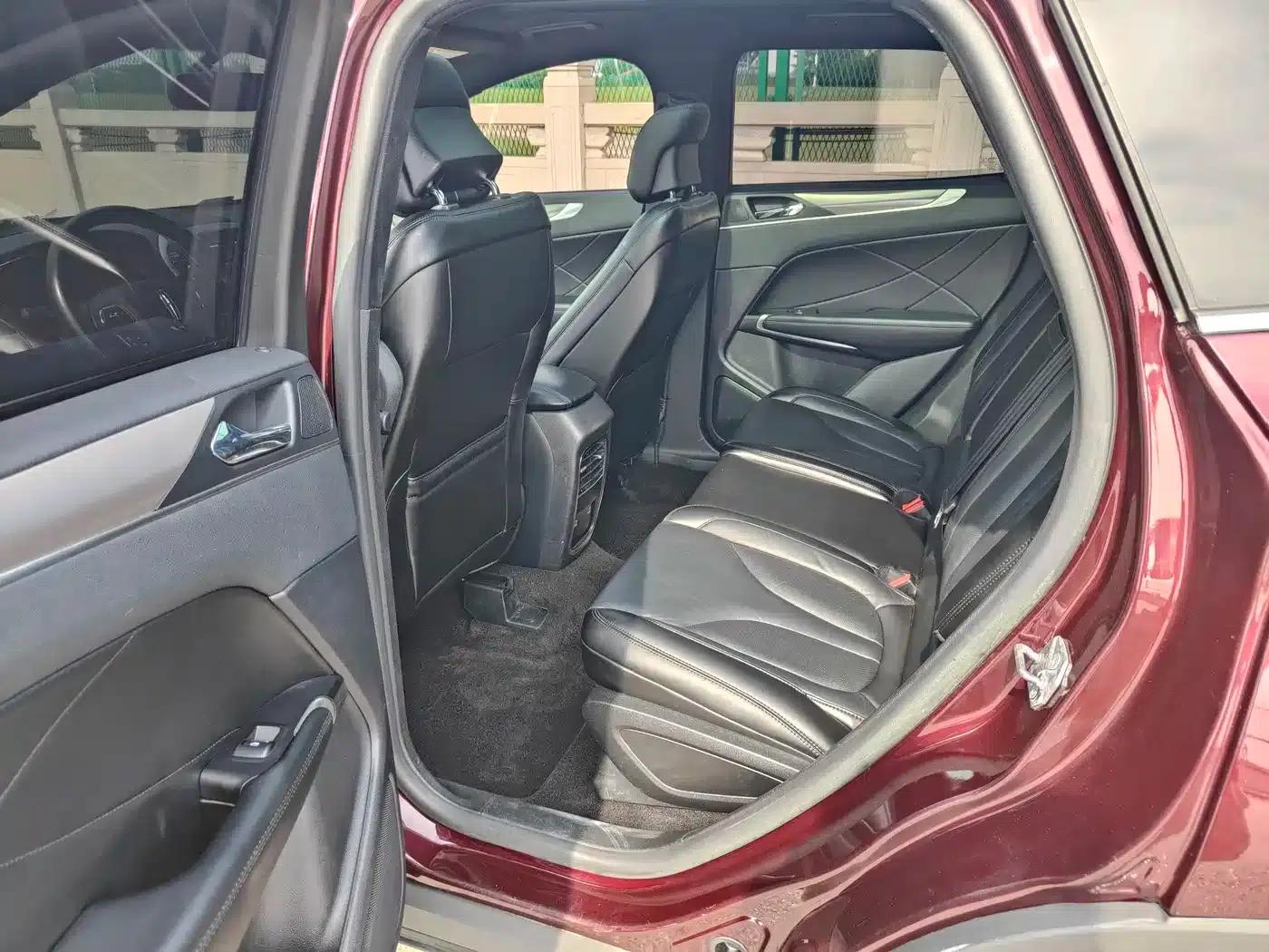 Lincoln MKC 2019 2.0T Two-Wheel Drive Premium Edition (China V Emission Standard) — миниатюра 9