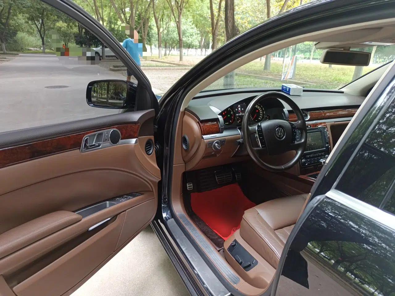 Volkswagen Phaeton 2014 3.0L Business Model — миниатюра 16