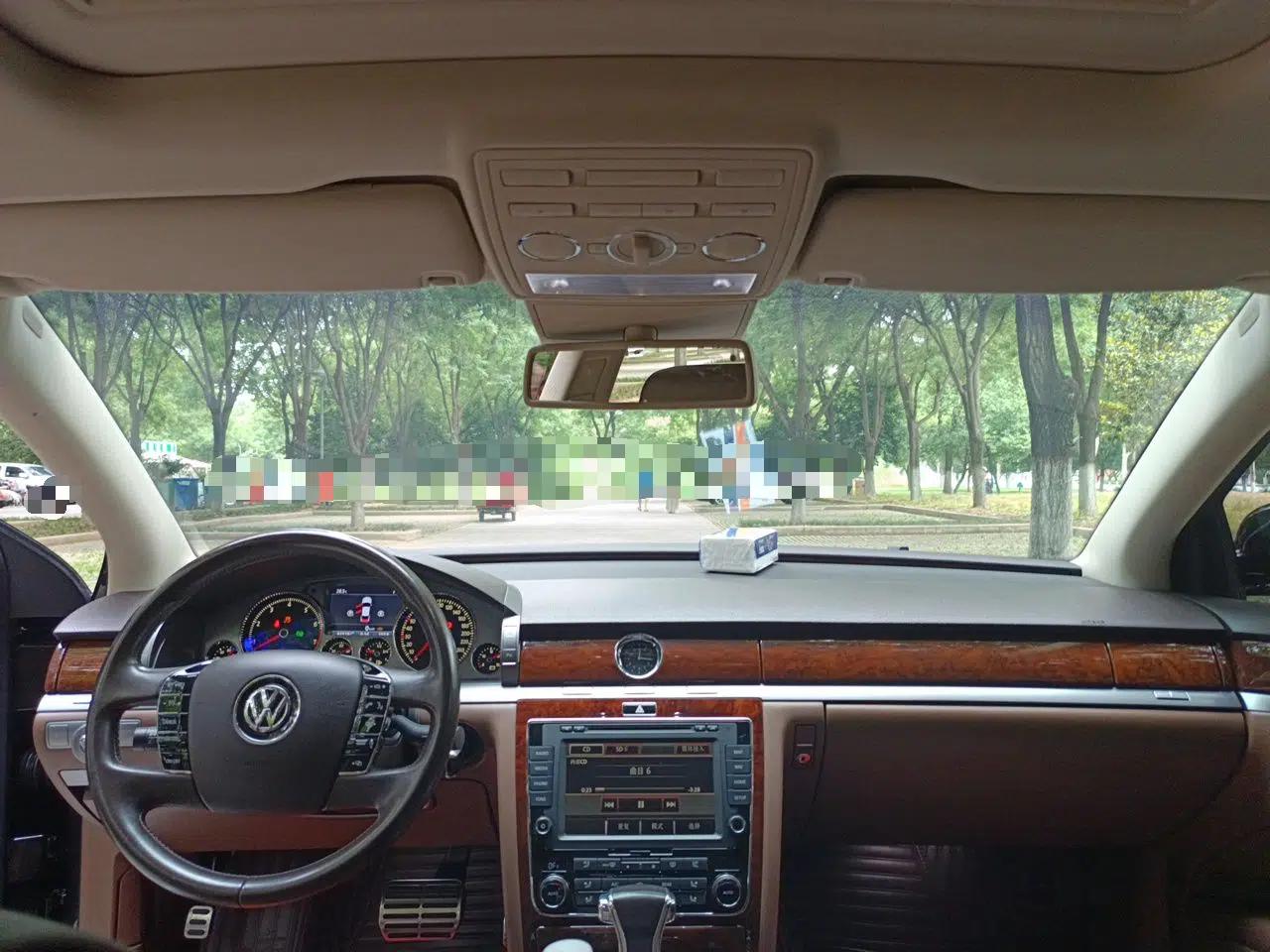 Volkswagen Phaeton 2014 3.0L Business Model — миниатюра 18