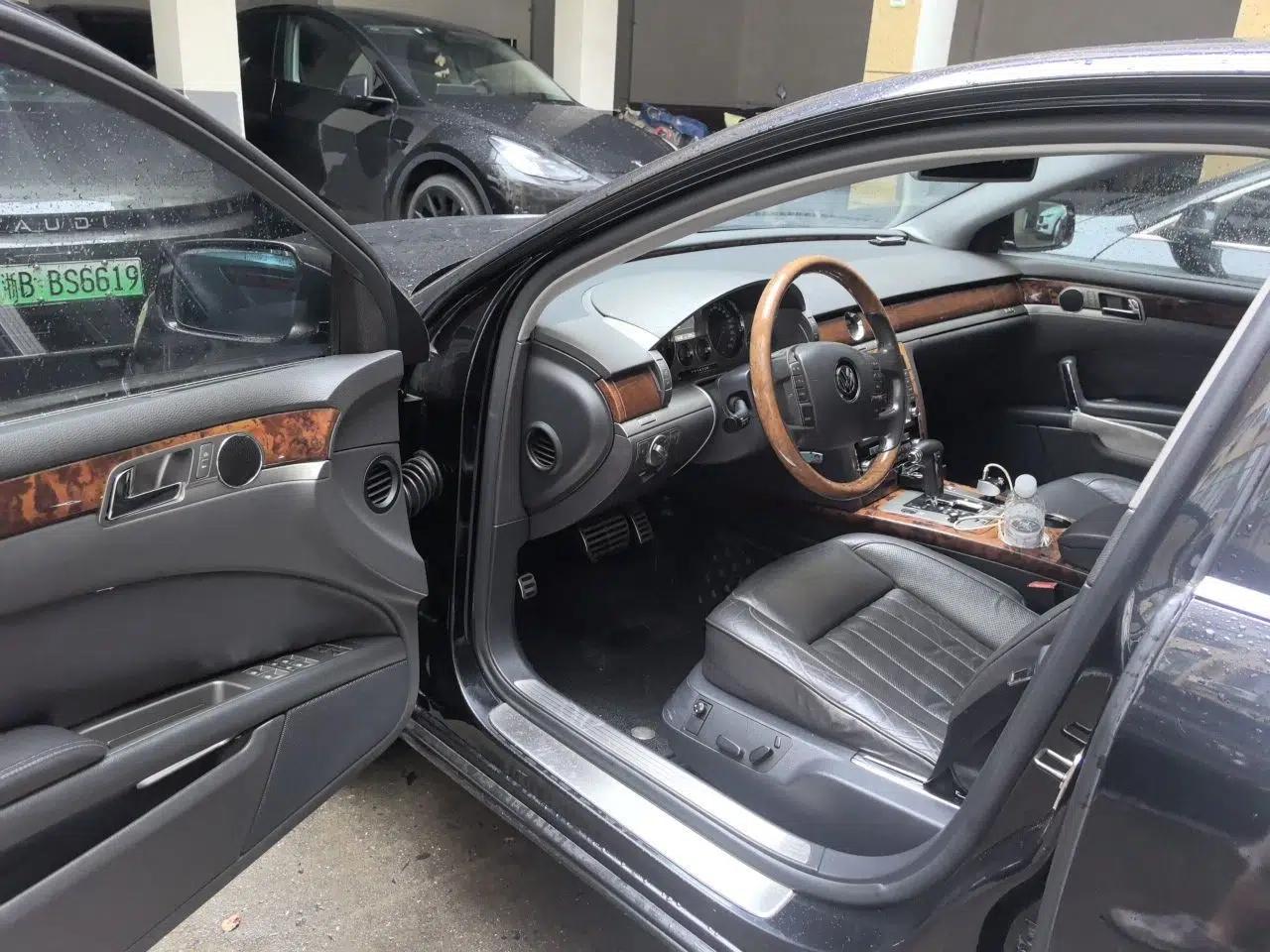 Volkswagen Phaeton 2011 3.6L V6 5-Seater Extended Comfort Version — миниатюра 16
