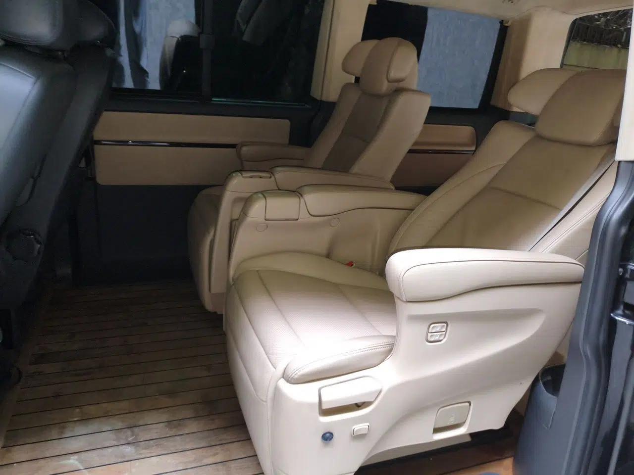 Volkswagen Multivan Volkswagen Caddy 2.0T, four-wheel drive, six seats, automatic transmission, with sunroof — миниатюра 17