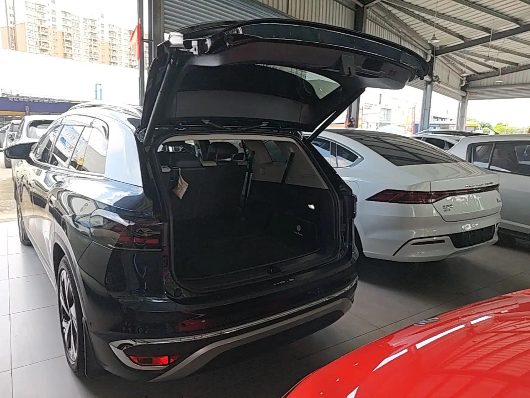 Volkswagen ID.6 CROZZ 2022 Long-Range PRO Edition — миниатюра 22