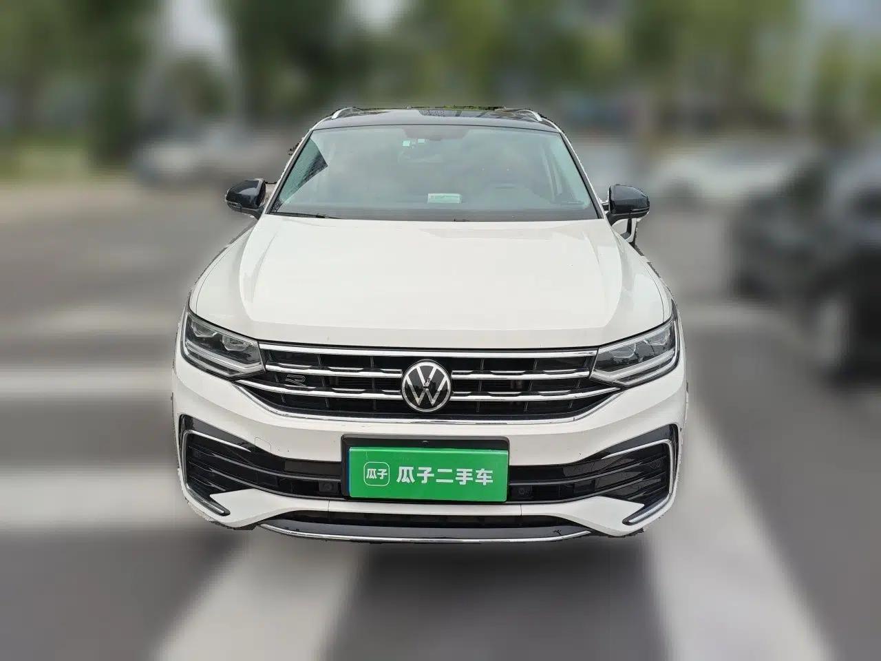 Volkswagen Tiguan X 2022 330TSI Two-Wheel-Drive Flagship Edition — миниатюра 2