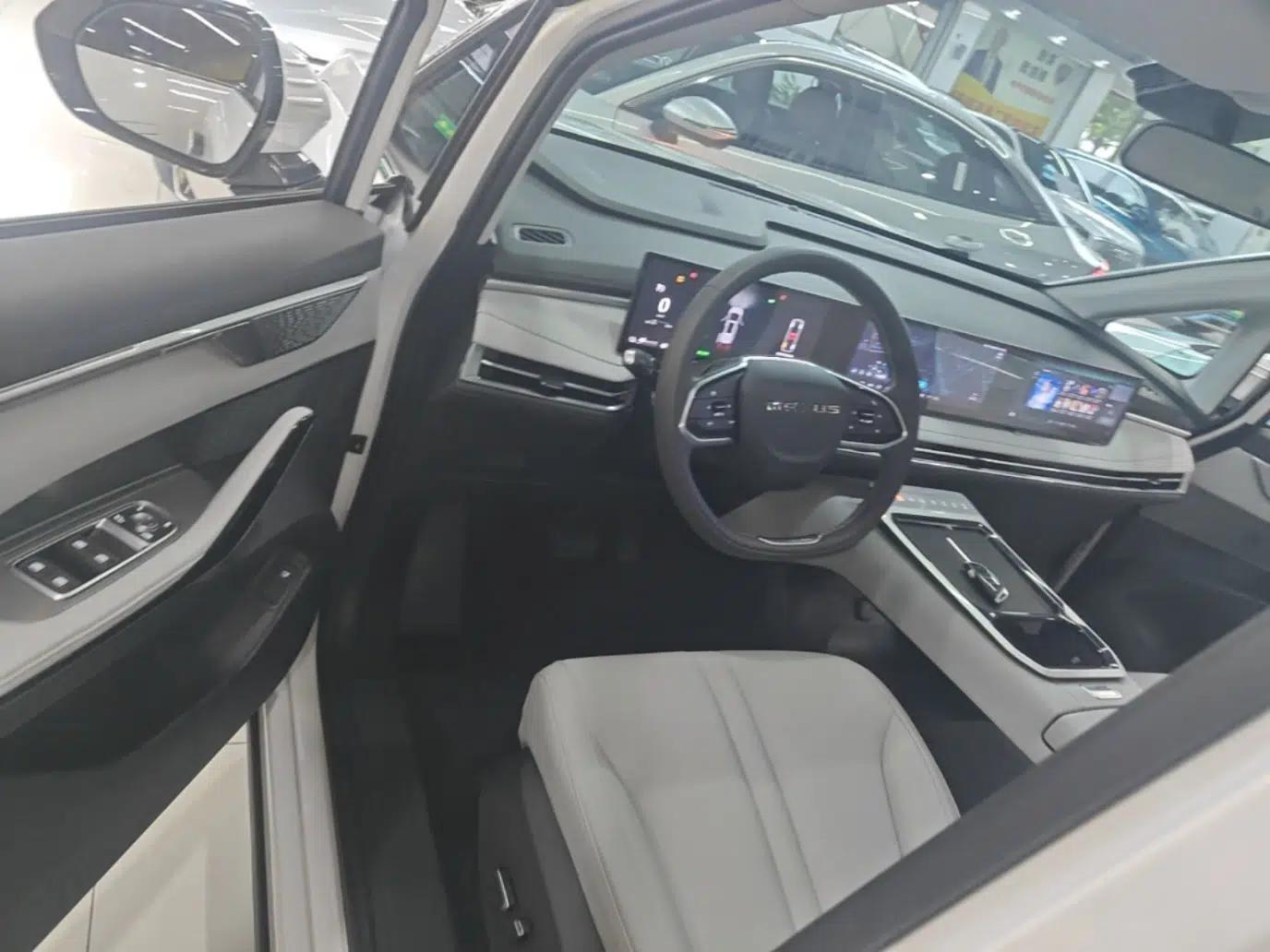 SAIC MAXUS Dajia 7 2024 Super Hybrid Long-Range Edition Enjoyment Version — миниатюра 18
