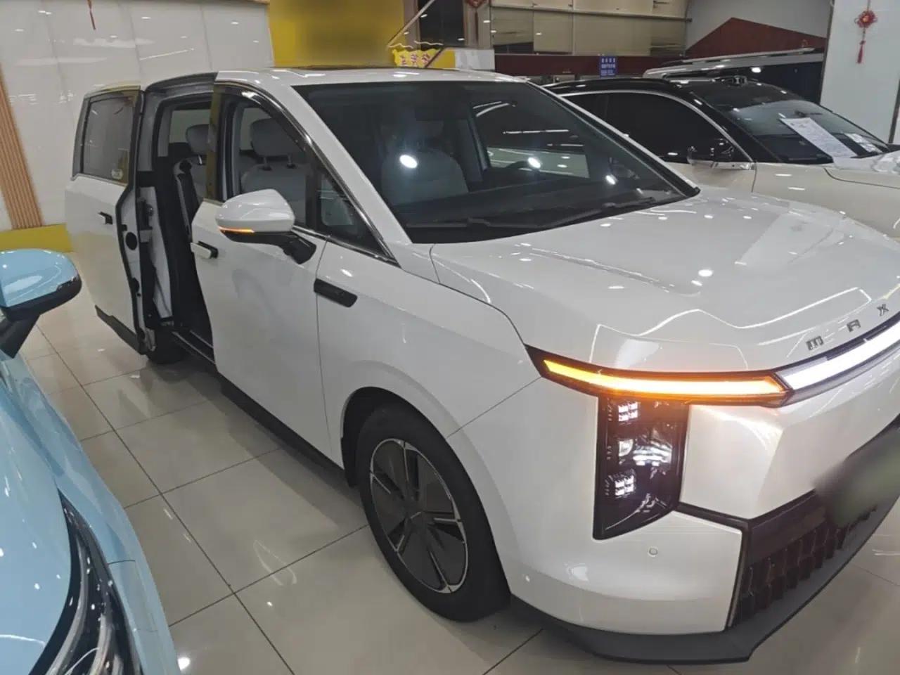 SAIC MAXUS Dajia 7 2024 Super Hybrid Long-Range Edition Enjoyment Version — миниатюра 3