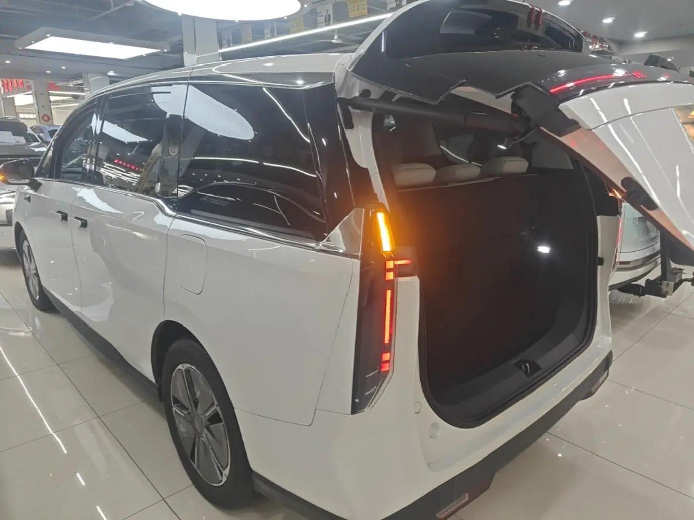 SAIC MAXUS Dajia 7 2024 Super Hybrid Long-Range Edition Enjoyment Version — миниатюра 4