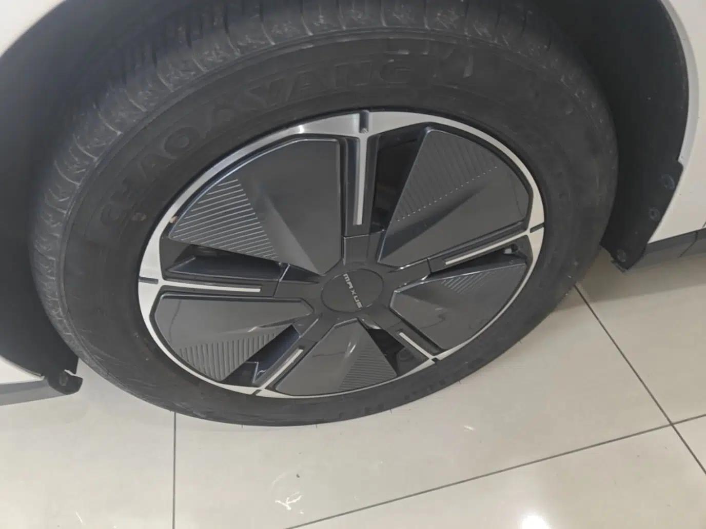 SAIC MAXUS Dajia 7 2024 Super Hybrid Long-Range Edition Enjoyment Version — миниатюра 10