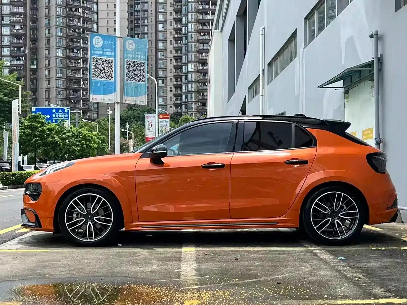 Lynk & Co 02 Hatchback 2021 2.0TD Halo Driving Package Edition — миниатюра 9