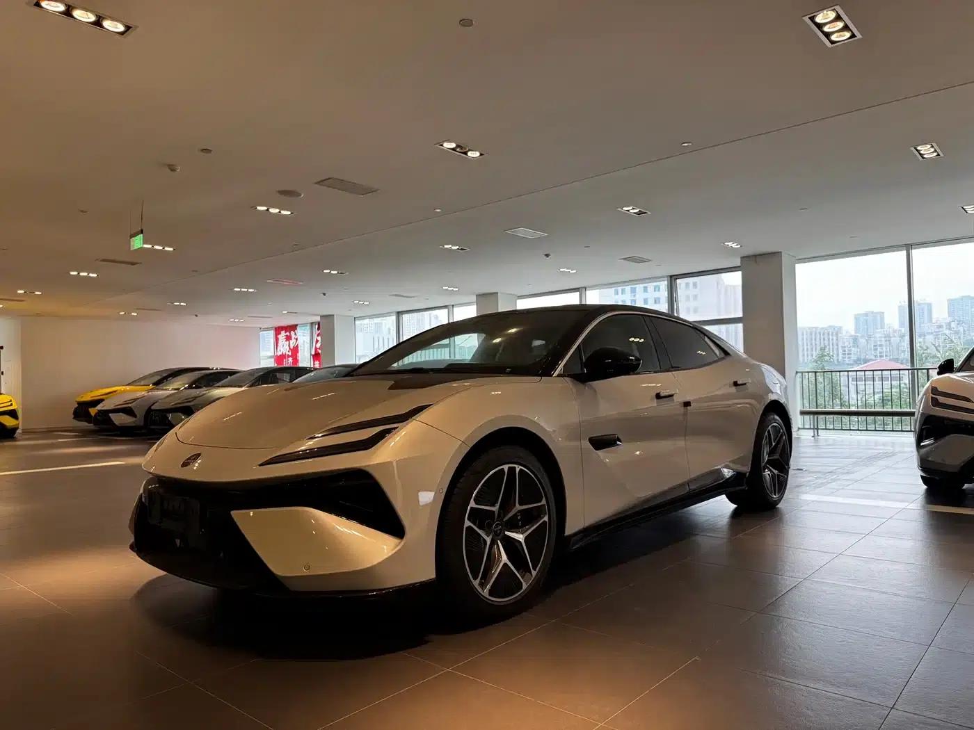 EMEYA 2025 600 Touring Edition — миниатюра 1