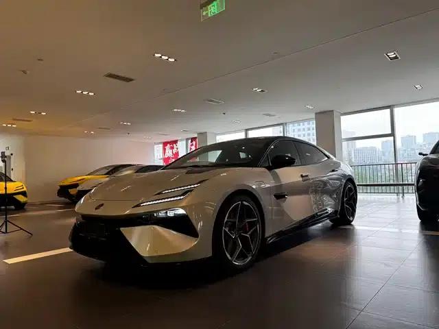 EMEYA 2025 Lotus First Edition