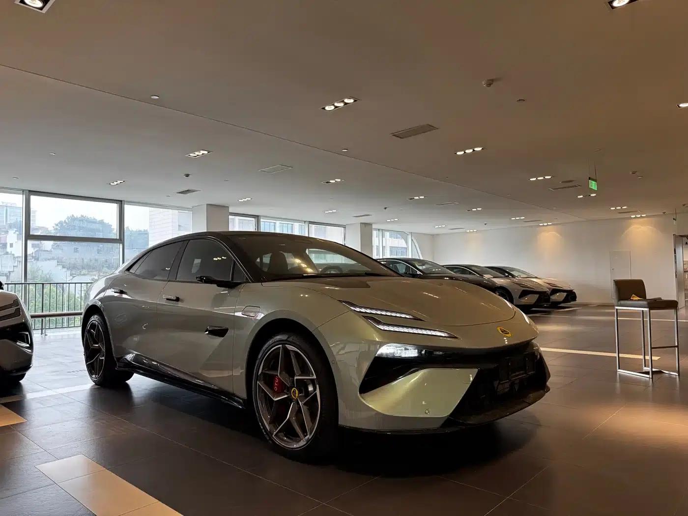 EMEYA 2025 600 Luxury Edition — миниатюра 3