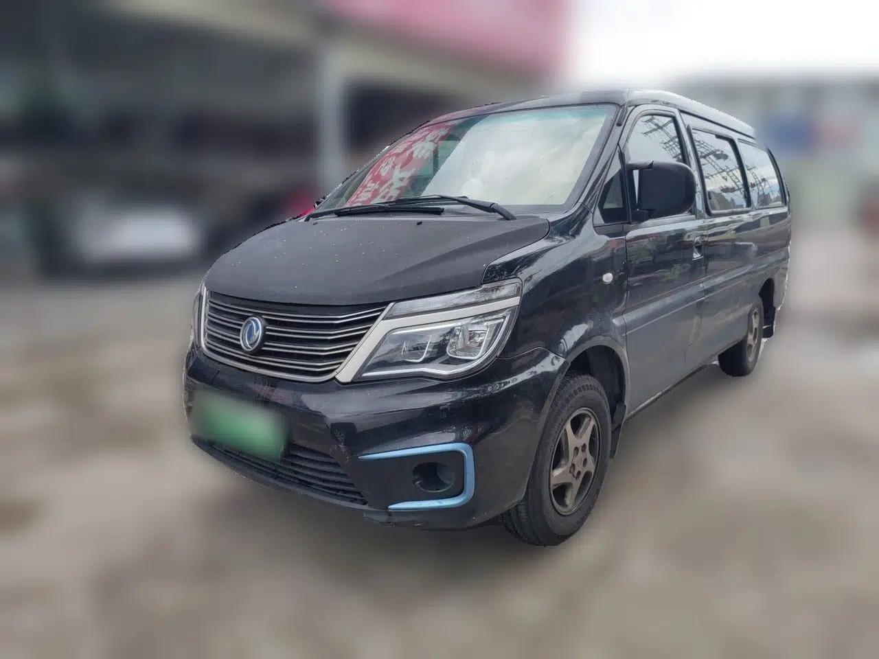 FORTHING Lingzhi M5 2018 Comfort Model — миниатюра 1