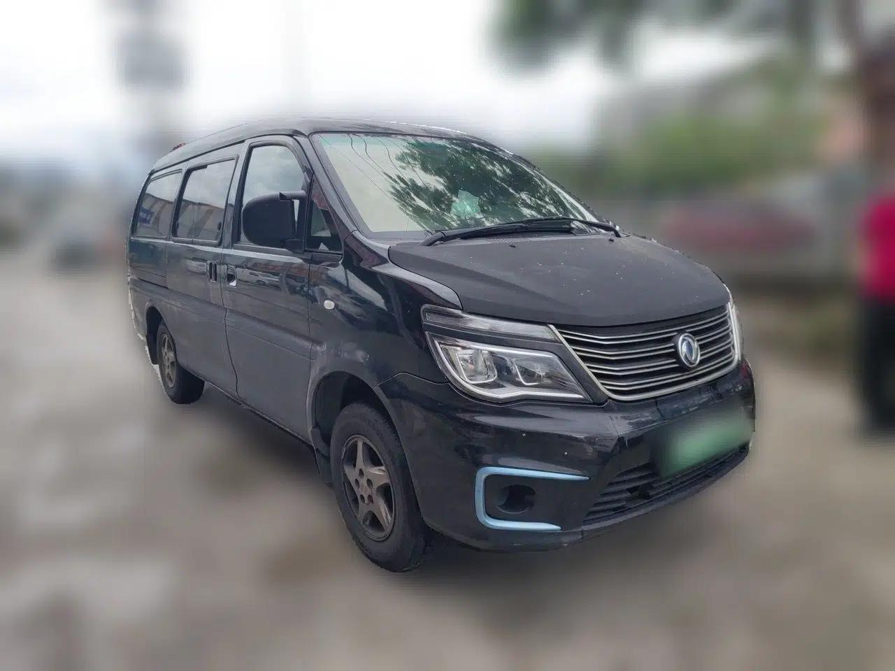 FORTHING Lingzhi M5 2018 Comfort Model — миниатюра 3