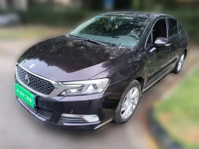 DS 5LS 2015 1.6T Style Edition THP160
