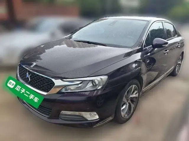 DS 5LS 2015 1.6T Elegant Edition THP160