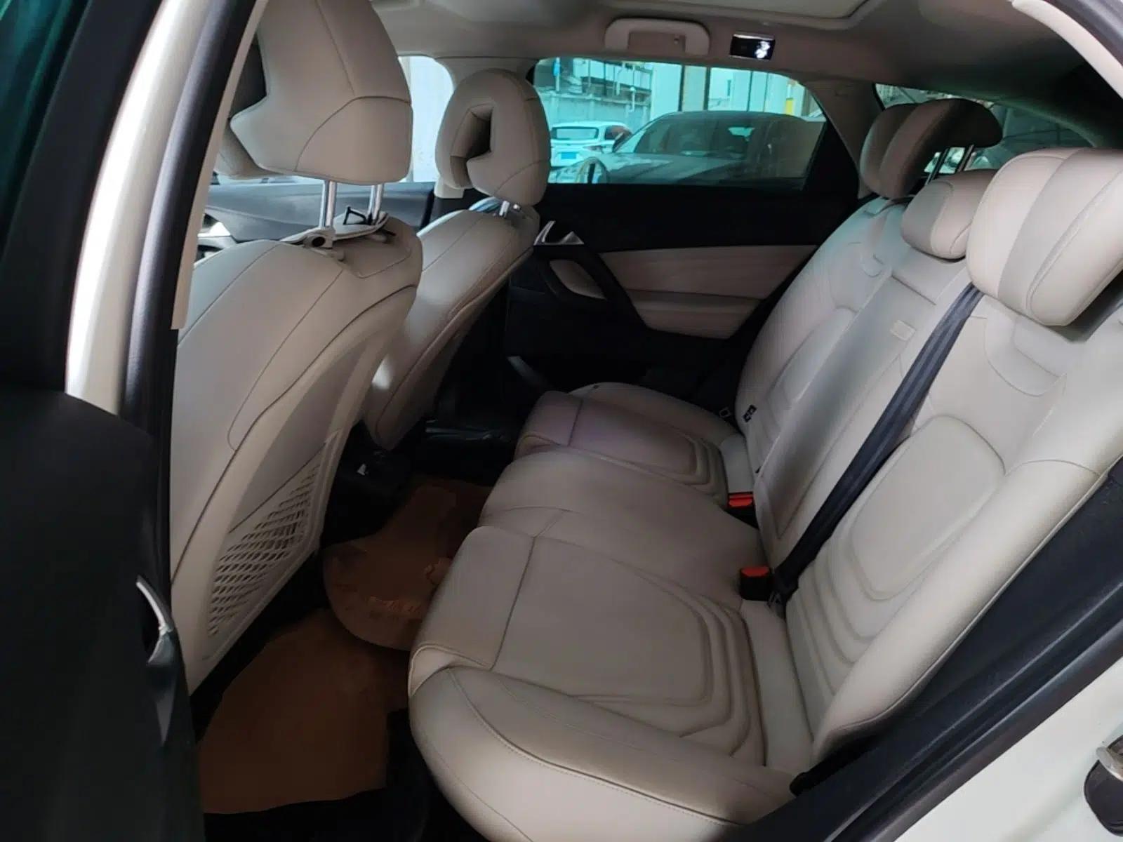 DS 5 2015 1.8T Luxury Edition THP200 — миниатюра 25