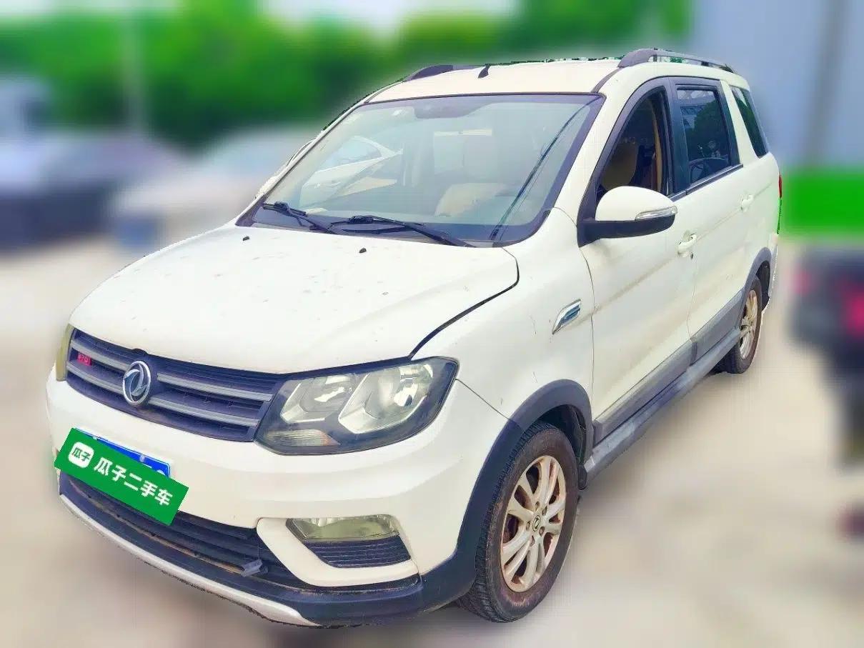 Dongfeng Fengon 370 2016 1.5L Manual Elite Home Edition 7-Seater — миниатюра 1