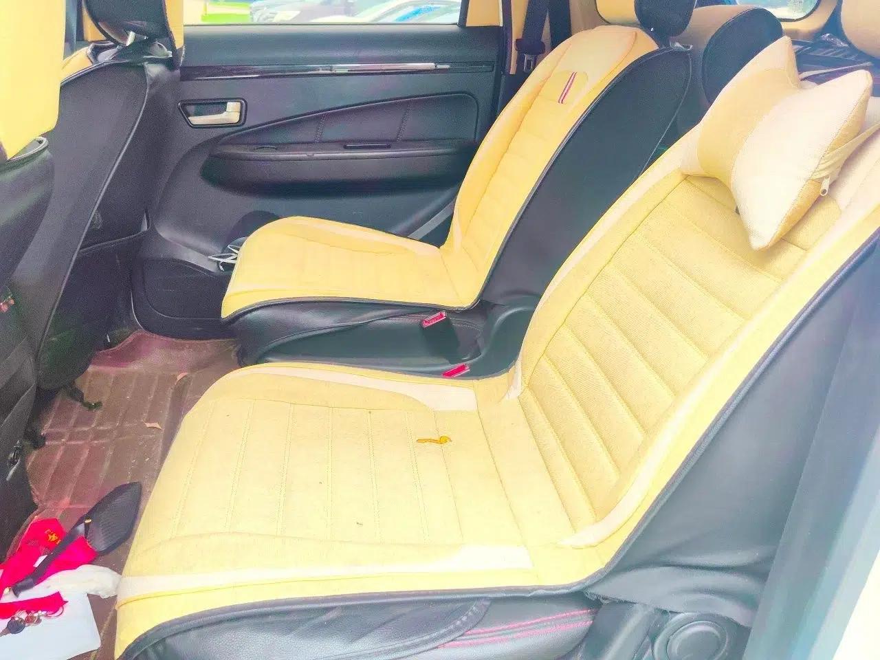 Dongfeng Fengon 370 2016 1.5L Manual Elite Home Edition 7-Seater — миниатюра 17