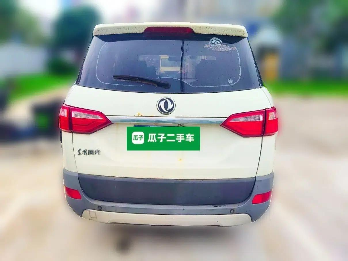 Dongfeng Fengon 370 2016 1.5L Manual Elite Home Edition 7-Seater — миниатюра 5