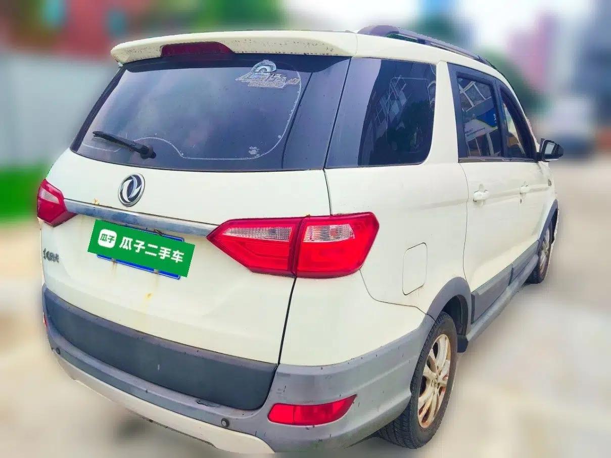Dongfeng Fengon 370 2016 1.5L Manual Elite Home Edition 7-Seater — миниатюра 6