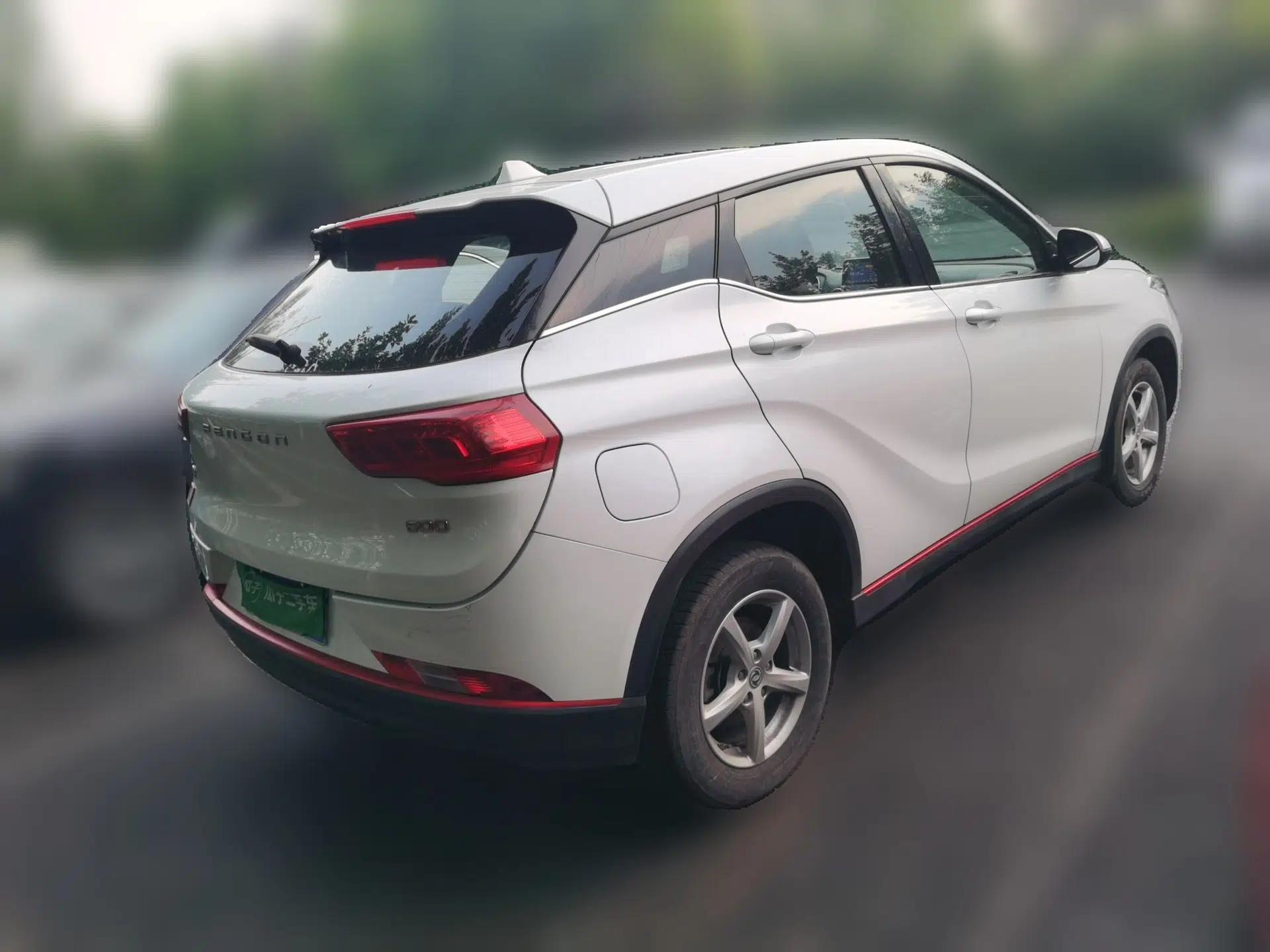 Dongfeng Fengon 500 2021 1.5L CVT Enjoyment Model — миниатюра 4