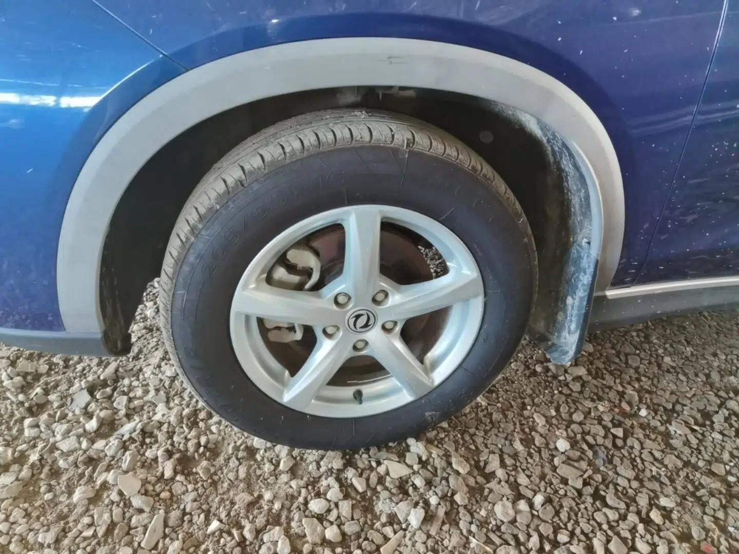 Dongfeng Fengon 500 2021 1.5L CVT Enjoyment Model — миниатюра 10