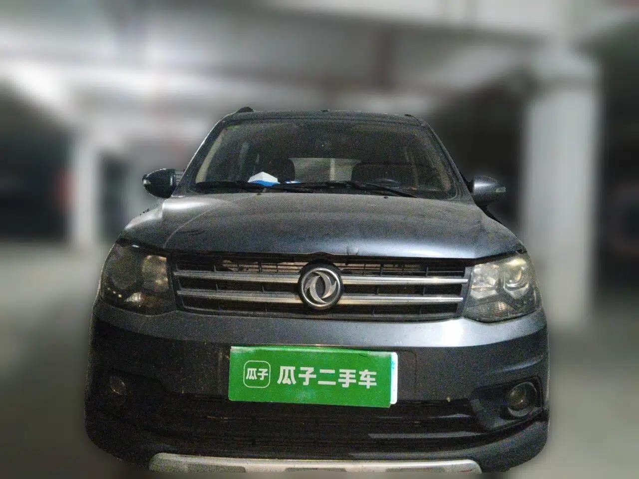 Dongfeng Fengon 360 2015 1.5L Manual Luxury 7-Seater China IV Standard — миниатюра 2