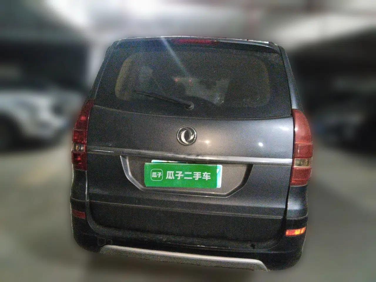Dongfeng Fengon 360 2015 1.5L Manual Luxury 7-Seater China IV Standard — миниатюра 5