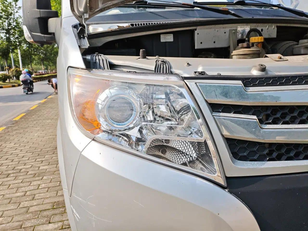 Dongfeng Yufeng 2021 2.0T Power King Front-Drive Logistics Vehicle Long Wheelbase High Roof 6-9 Seats China VI ZD20 — миниатюра 7