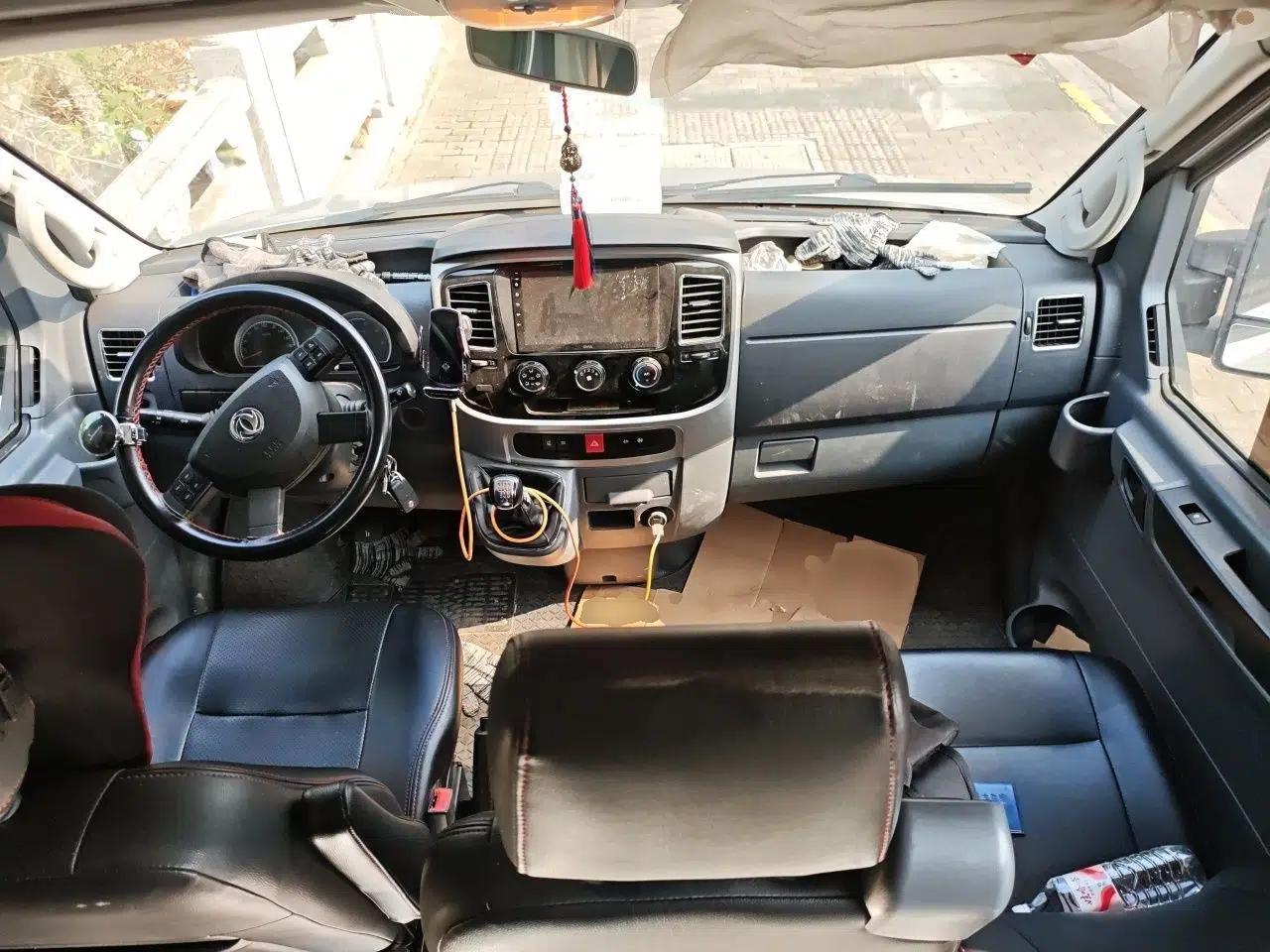 Dongfeng Yufeng 2021 2.0T Power King Front-Drive Logistics Vehicle Long Wheelbase High Roof 6-9 Seats China VI ZD20 — миниатюра 9