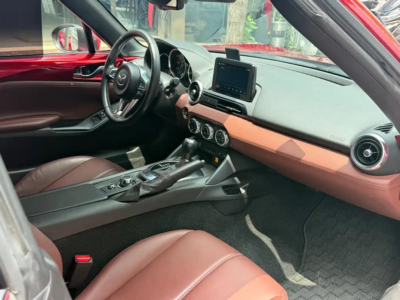 Mazda MX-5 2018 2.0L RF Crystal Soul Red — миниатюра 12