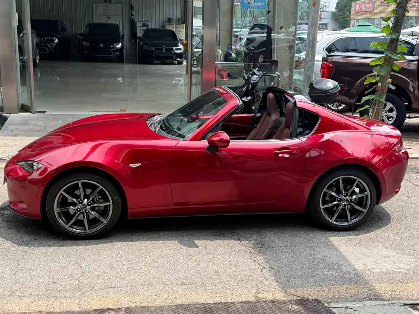 Mazda MX-5 2018 2.0L RF Crystal Soul Red — миниатюра 4