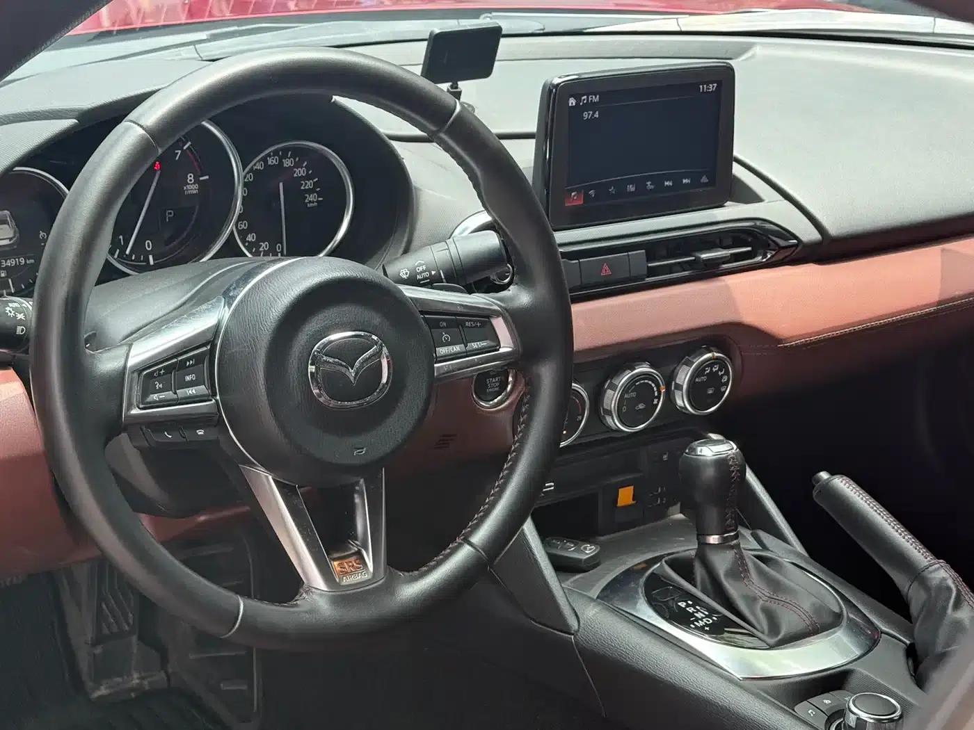 Mazda MX-5 2018 2.0L RF Crystal Soul Red — миниатюра 9
