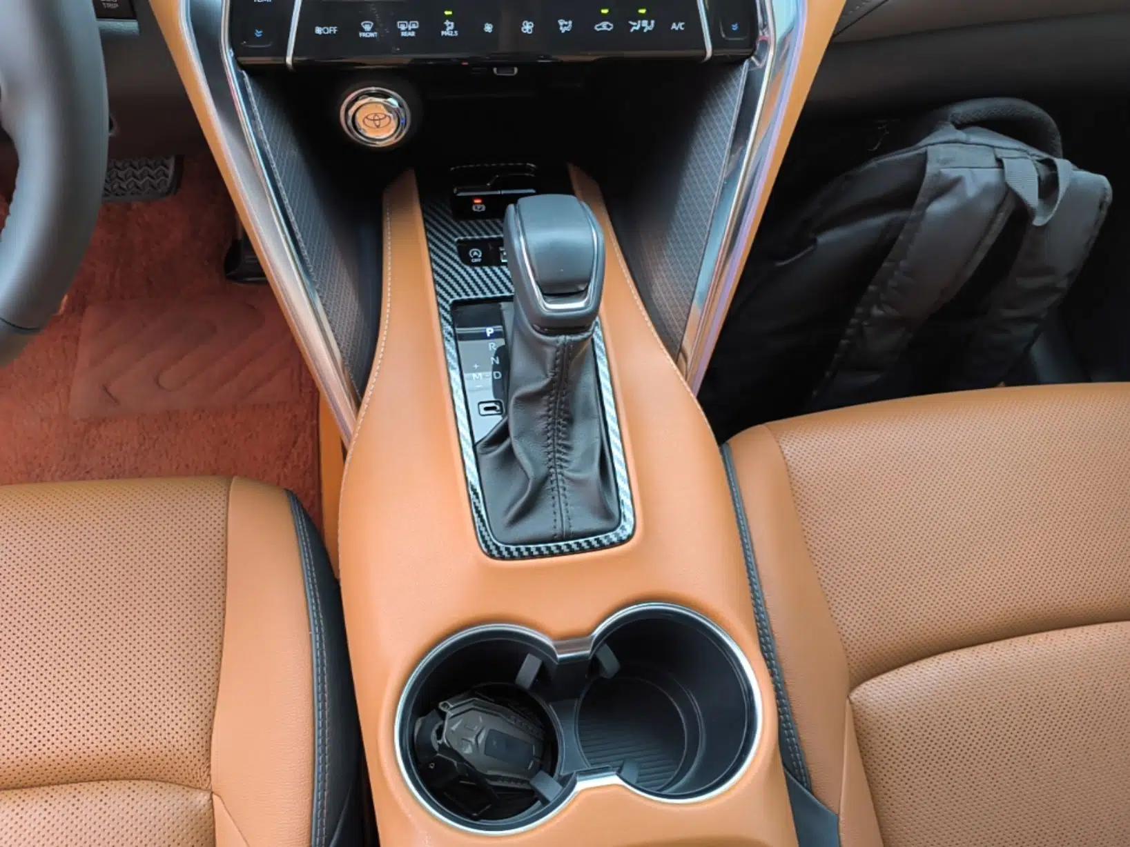 Toyota Venza 2022 2.0L CVT Two-Wheel Drive Prestige Edition — миниатюра 16