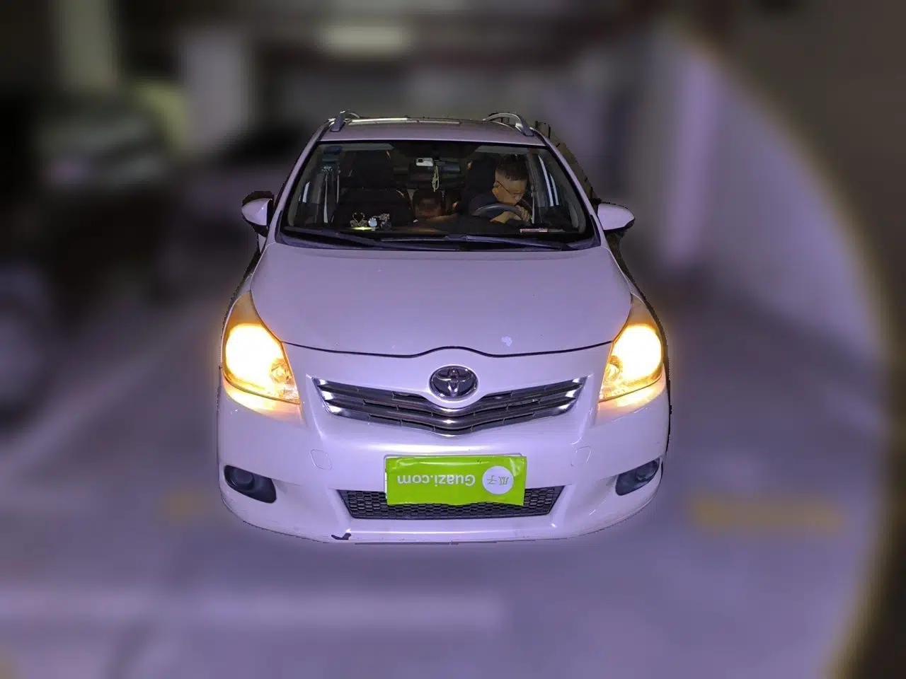 Toyota Verso 2014 Starlight 180E CVT Elite Edition — миниатюра 2
