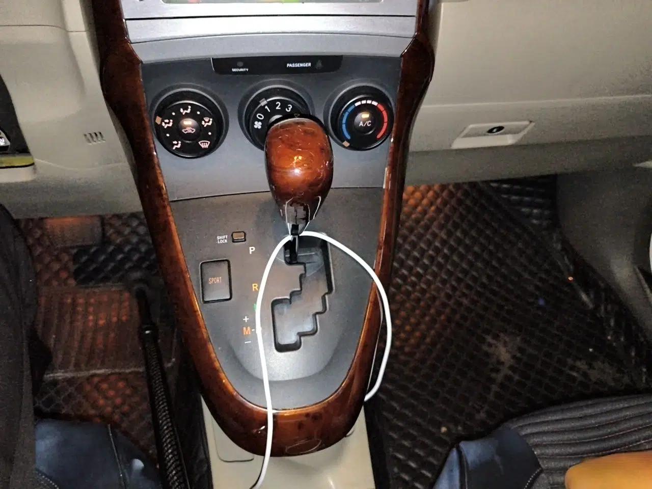 Toyota Verso 2014 Starlight 180E CVT Elite Edition — миниатюра 14