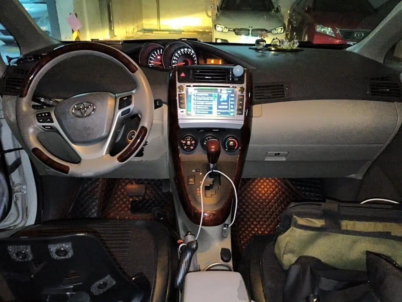 Toyota Verso 2014 Starlight 180E CVT Elite Edition — миниатюра 9