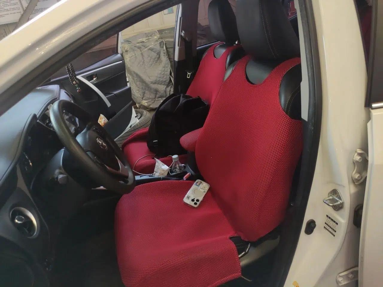 Toyota Corolla Hybrid E+ 2019 1.8L E-CVT Leading Edition — миниатюра 15