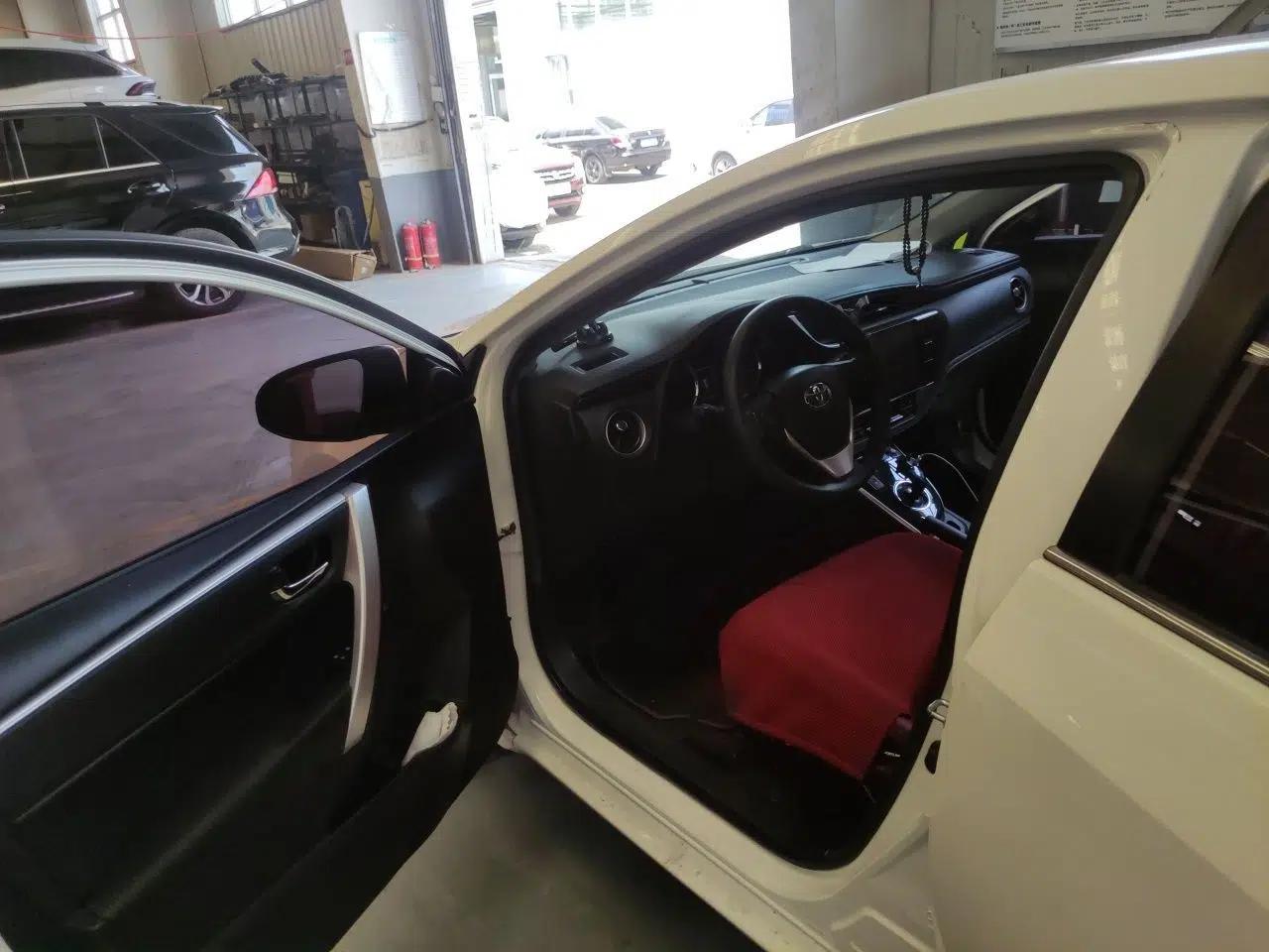 Toyota Corolla Hybrid E+ 2019 1.8L E-CVT Leading Edition — миниатюра 16