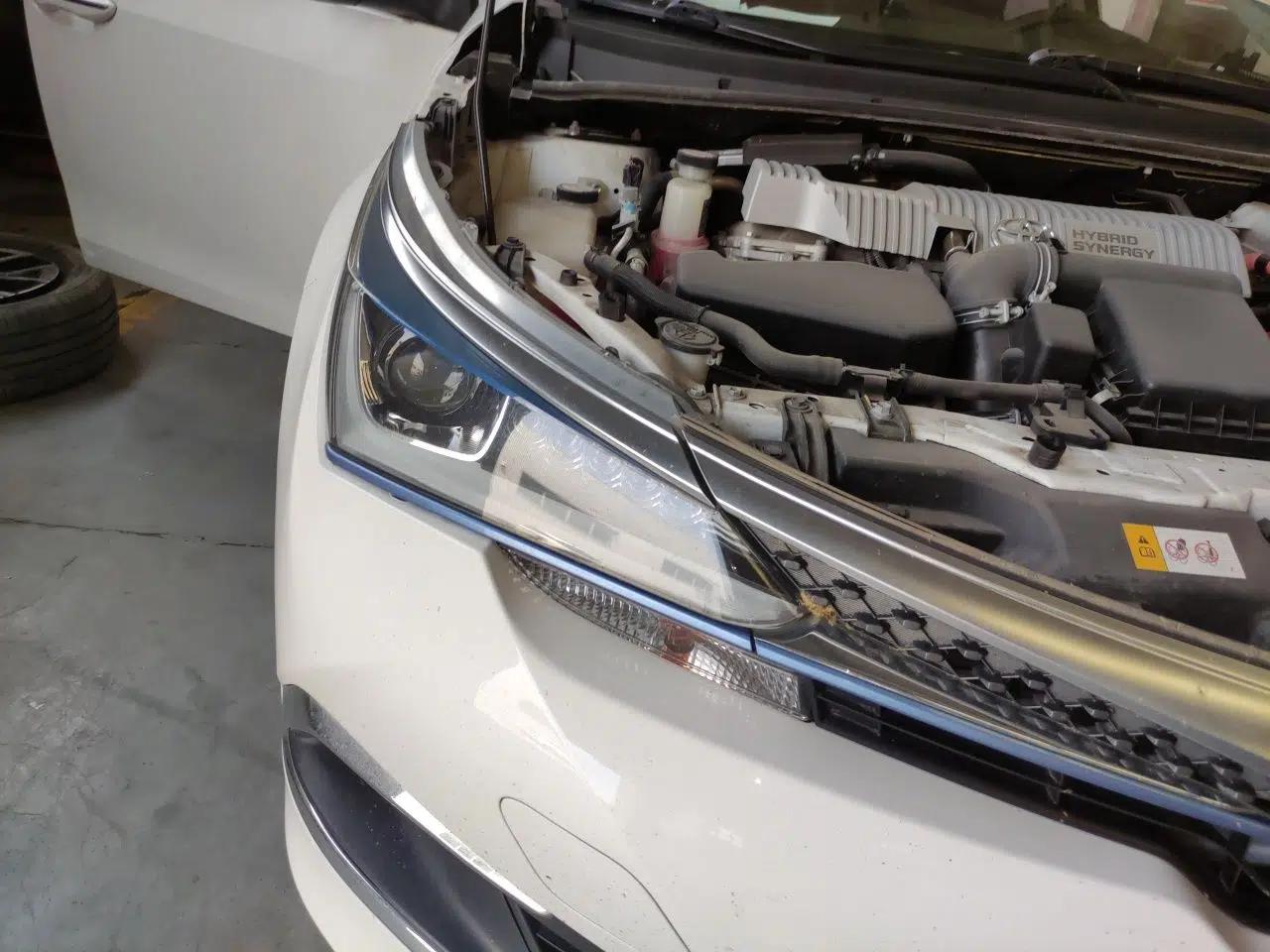 Toyota Corolla Hybrid E+ 2019 1.8L E-CVT Leading Edition — миниатюра 7