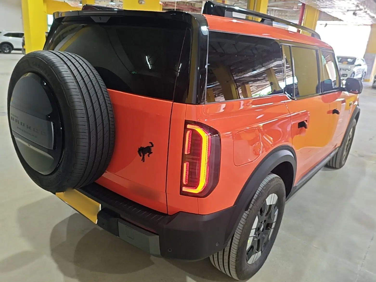 Ford Bronco 2026 Model Ink Diamond Range-Extended — миниатюра 6