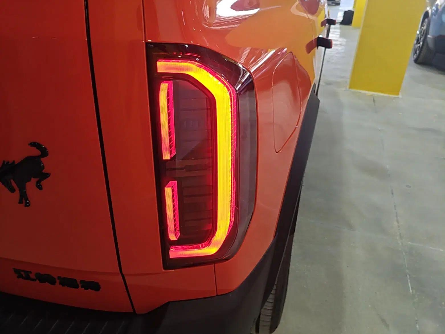 Ford Bronco 2026 Model Ink Diamond Range-Extended — миниатюра 9