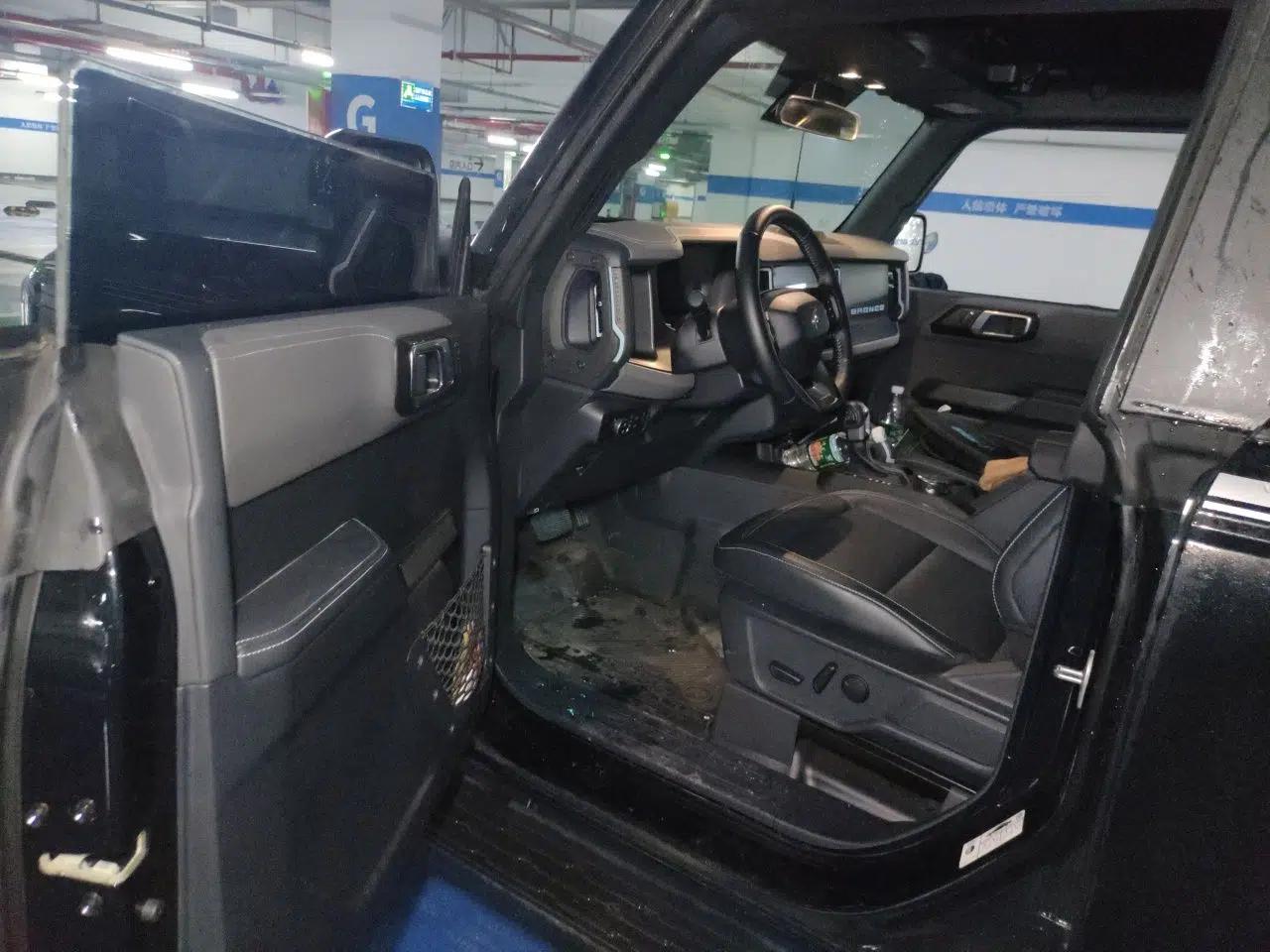 Ford Bronco 2024 2.3T Diamond Edition — миниатюра 16